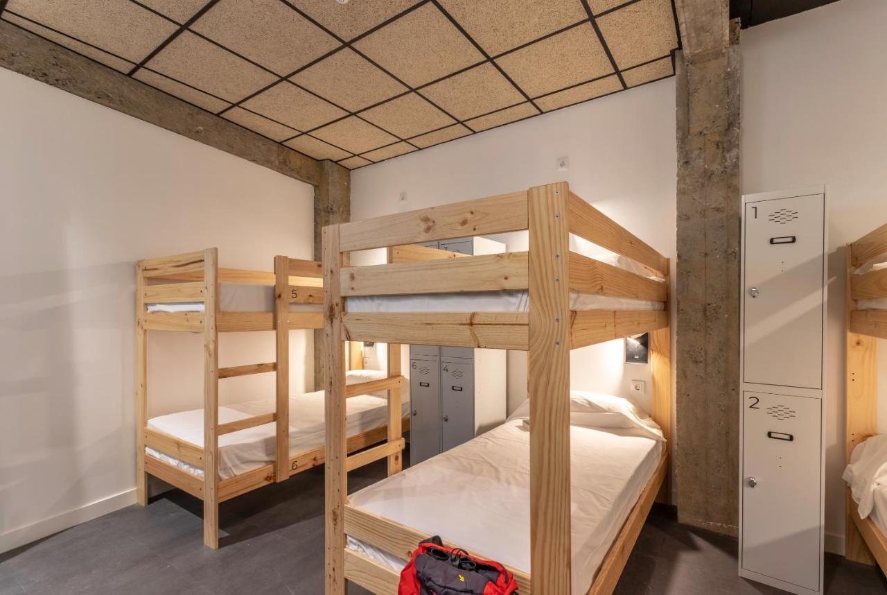 Ekoos Hostel, Bilbao Eko Hostel Екстер'єр фото