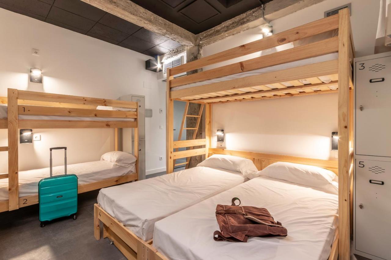 Ekoos Hostel, Bilbao Eko Hostel Екстер'єр фото
