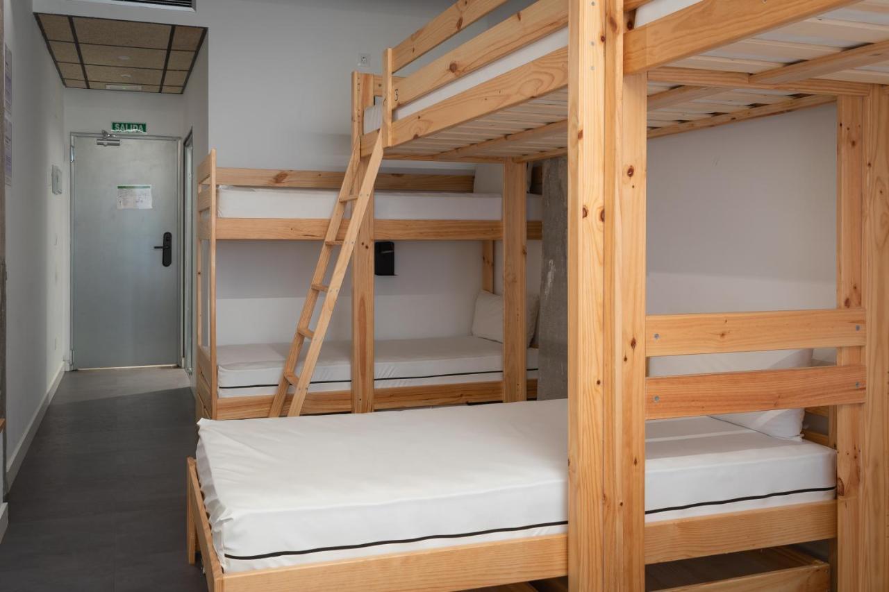 Ekoos Hostel, Bilbao Eko Hostel Екстер'єр фото